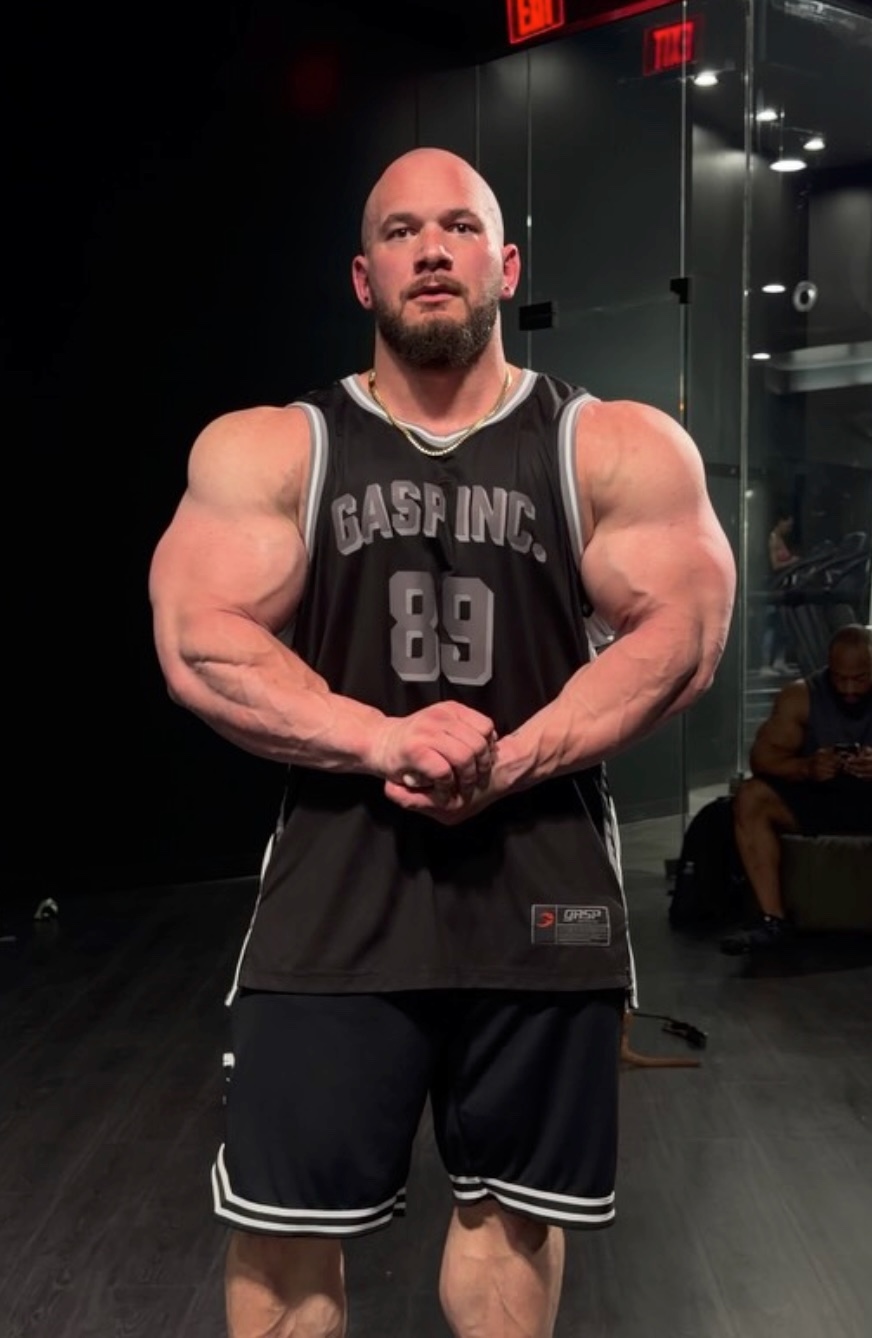 Hunter Labrada